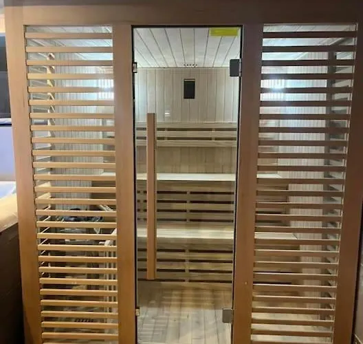 Les Fougeres 12 Personnes Spa/sauna Le Tholy